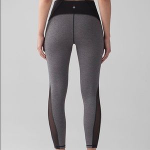 Lululemon train times 7/8 leggings size 8